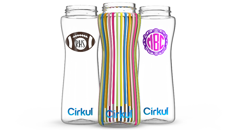 Custom 22oz. Plastic Bottle & Comfort Grip Lid 05CC